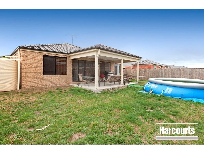 47 Greendale Bvd, Pakenham VIC 3810