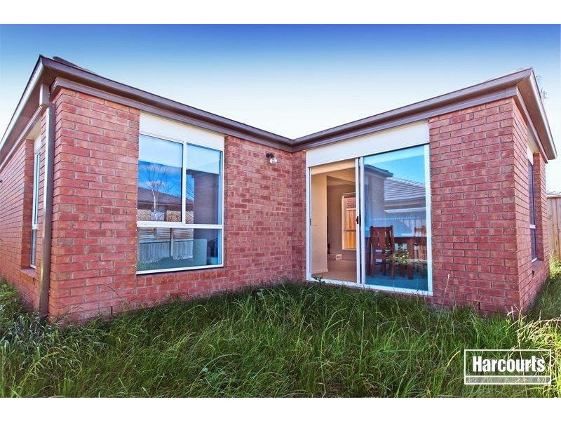 28 Kimberley Grove, Pakenham VIC 3810