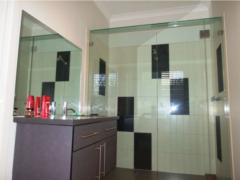 9 Reidel Avenue, Pakenham VIC 3810