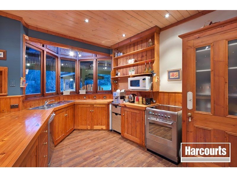 1005 Pakenham Road, Pakenham Upper VIC 3810