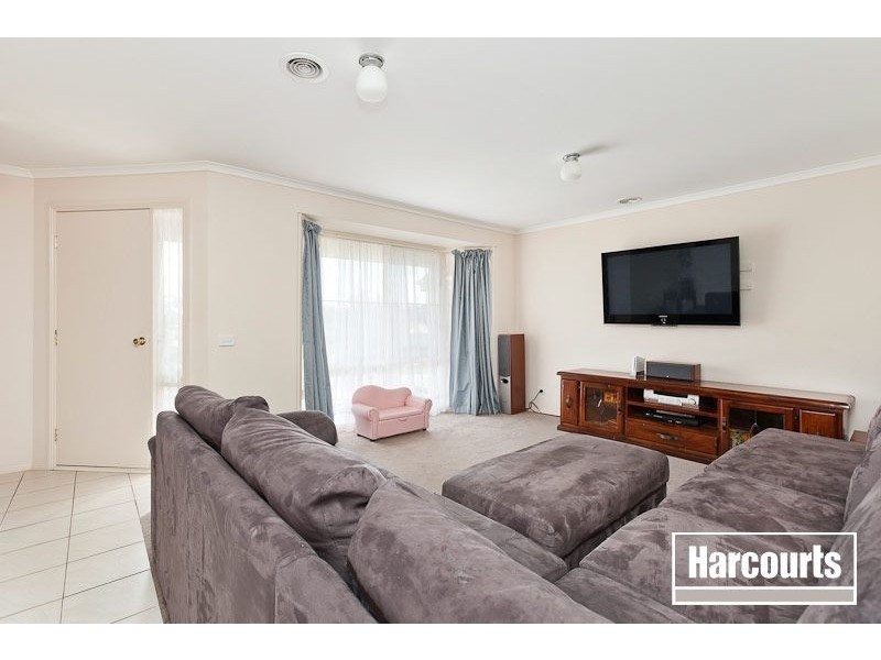 23 Swampgum Close, Pakenham VIC 3810
