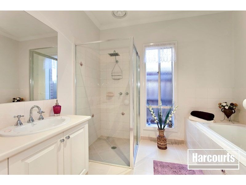 23 Mackellar Street, Pakenham VIC 3810