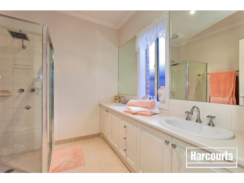 23 Mackellar Street, Pakenham VIC 3810