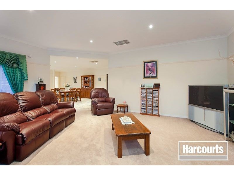 23 Mackellar Street, Pakenham VIC 3810
