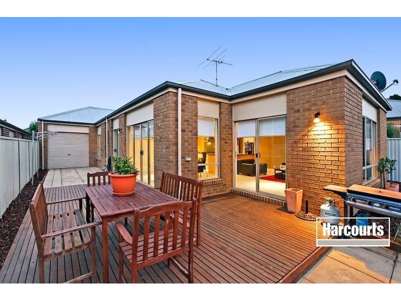 3 Yarra Close, Pakenham VIC 3810