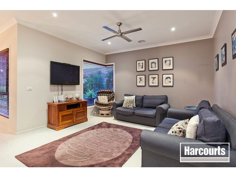 13 Benambra Close, Pakenham VIC 3810