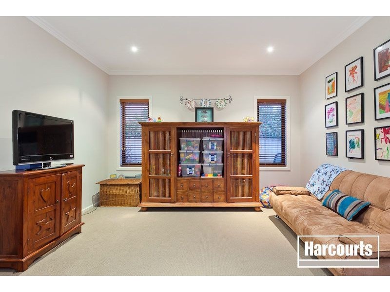 13 Benambra Close, Pakenham VIC 3810