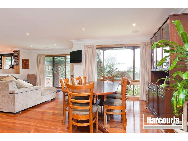 235 Thewlis Road, Pakenham VIC 3810