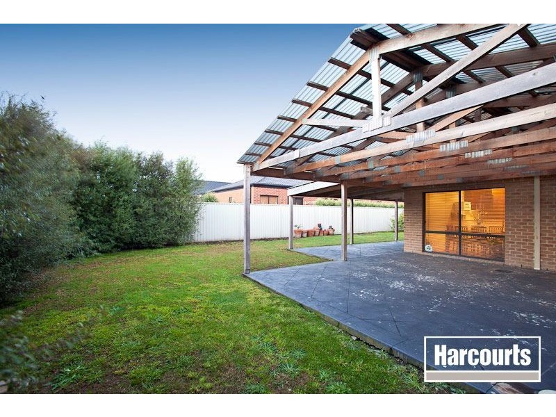 17 Arbour Rise, Pakenham VIC 3810