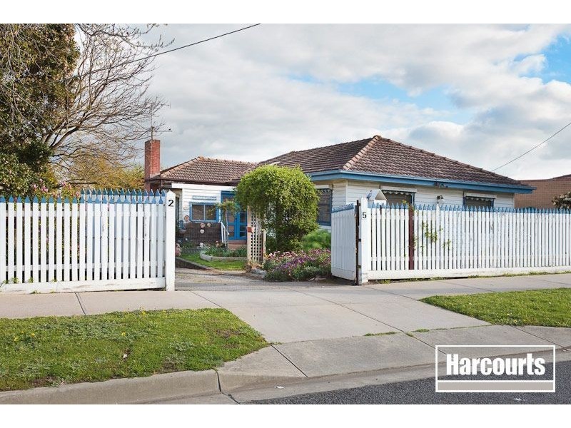 25 Princes Highway, Pakenham VIC 3810