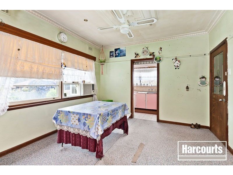 25 Princes Highway, Pakenham VIC 3810