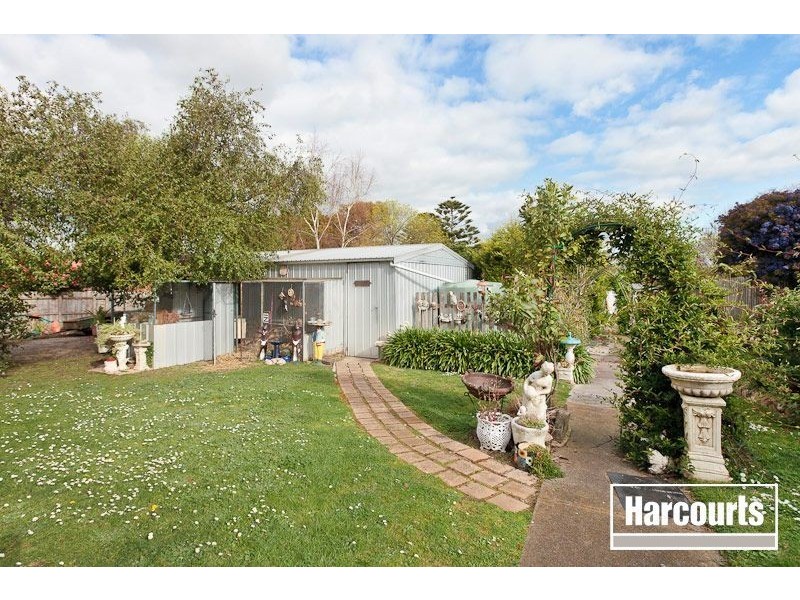 25 Princes Highway, Pakenham VIC 3810