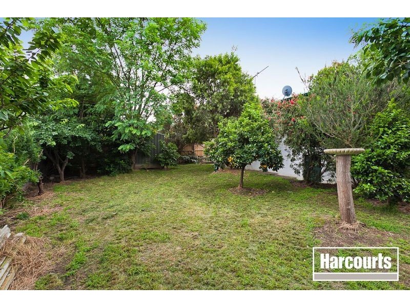 28 Leigh Drive, Pakenham VIC 3810