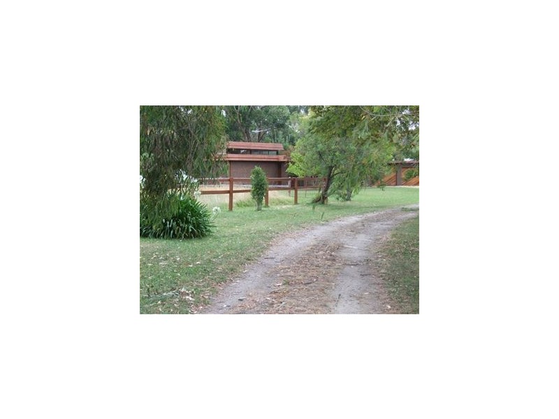 10 Ingram Road, Nar Nar Goon VIC 3812