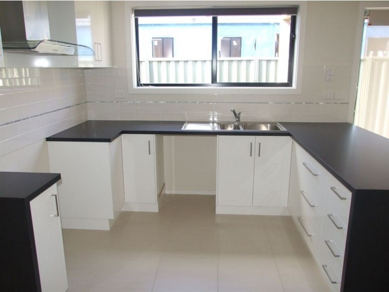 39 Cohens Way, Pakenham VIC 3810