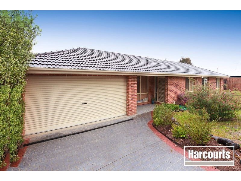 2 Tonia Close, Pakenham VIC 3810