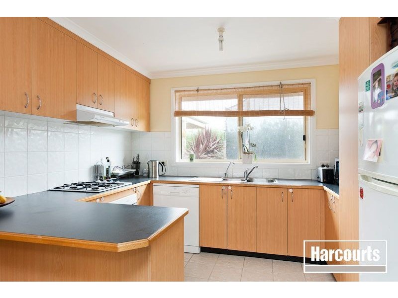 2 Tonia Close, Pakenham VIC 3810