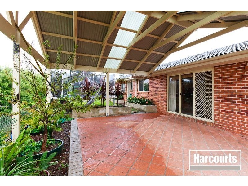 2 Tonia Close, Pakenham VIC 3810