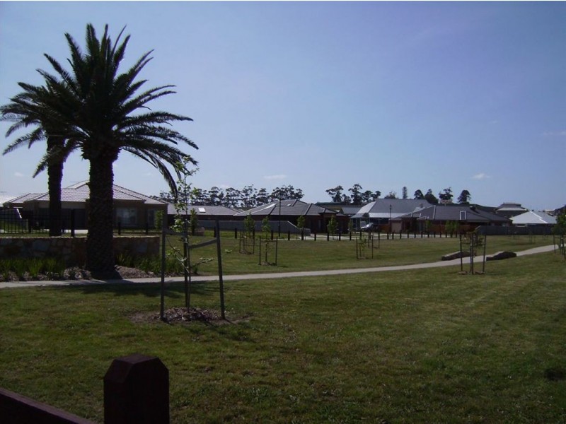 Lot 1059 Sundew Crescent, Pakenham VIC 3810