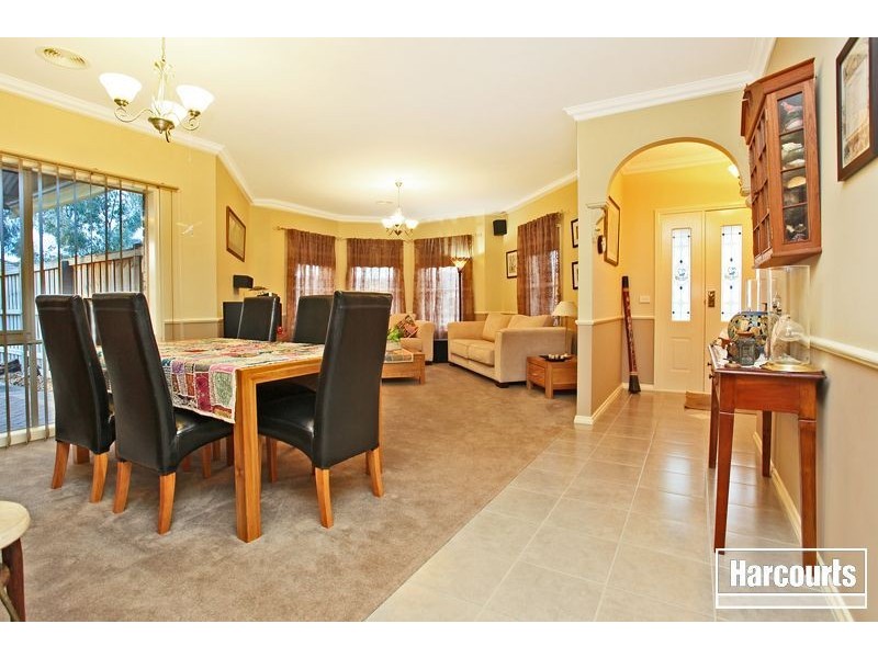 21 Banjo Paterson Drive, Pakenham VIC 3810