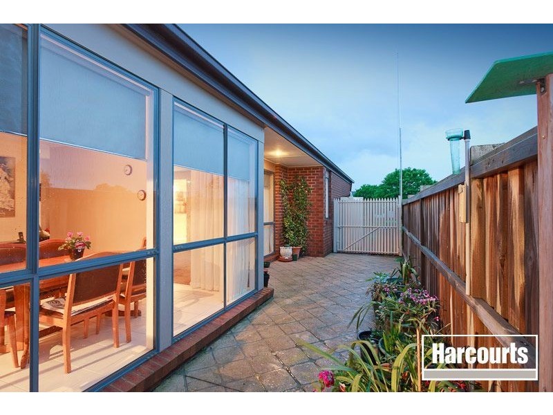 26 Honeysuckle Close, Pakenham VIC 3810