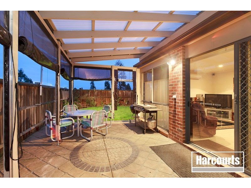 26 Honeysuckle Close, Pakenham VIC 3810