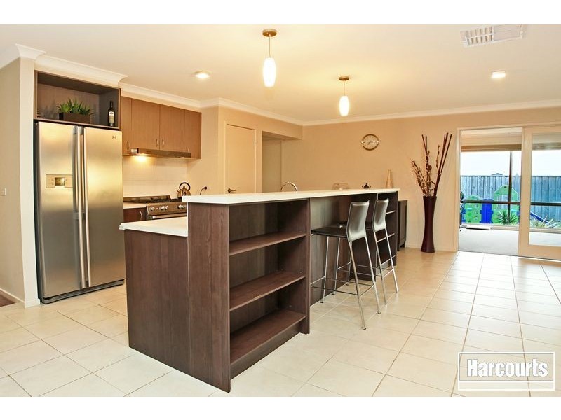 35 Gallery Way, Pakenham VIC 3810