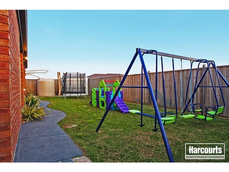 35 Gallery Way, Pakenham VIC 3810