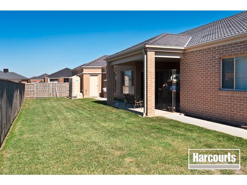 56 Banjo Paterson Drive, Pakenham VIC 3810