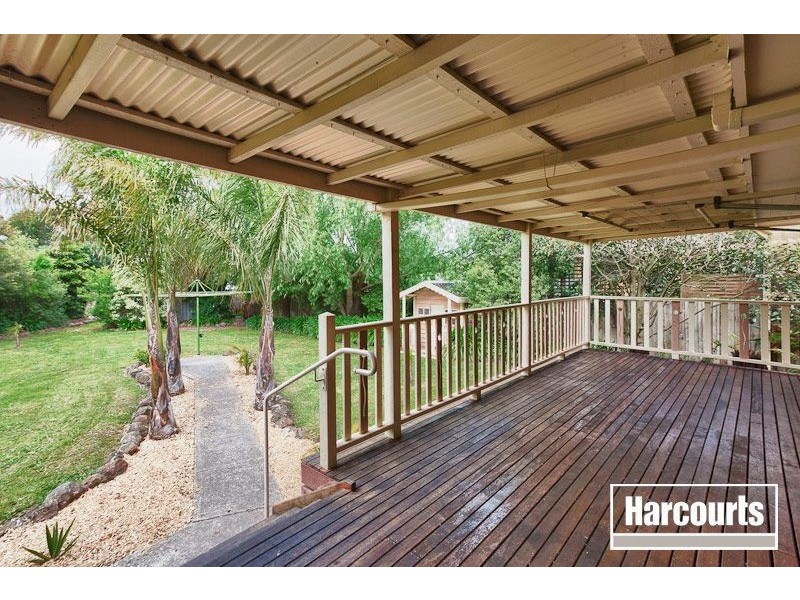 6 Blackfish Drive, Koo Wee Rup VIC 3981