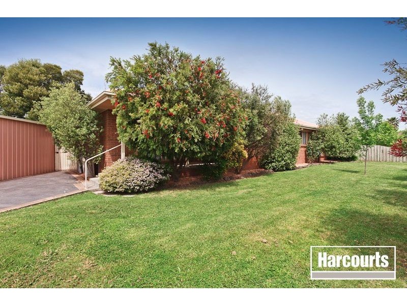 6 Blackfish Drive, Koo Wee Rup VIC 3981