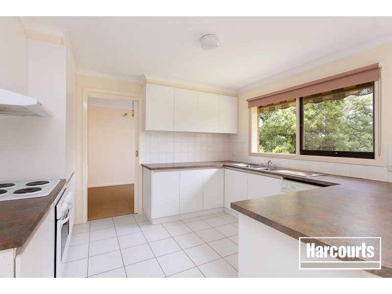 6 Blackfish Drive, Koo Wee Rup VIC 3981