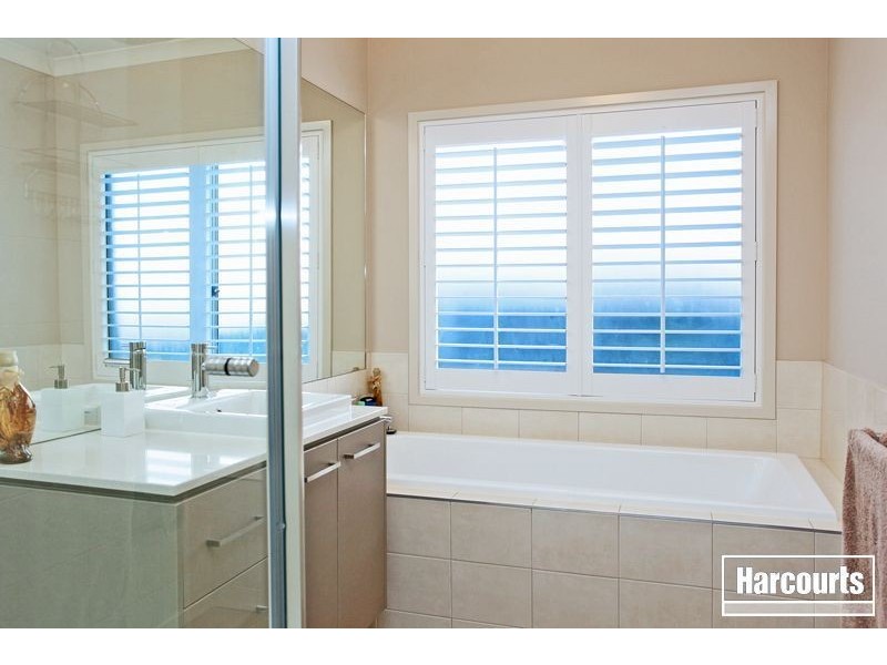 7 Lawrence Close, Pakenham VIC 3810