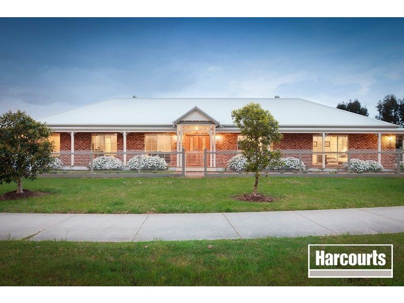 10 Colonial Way, Pakenham VIC 3810