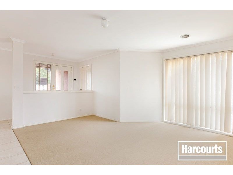 15 River Red Grove, Pakenham VIC 3810