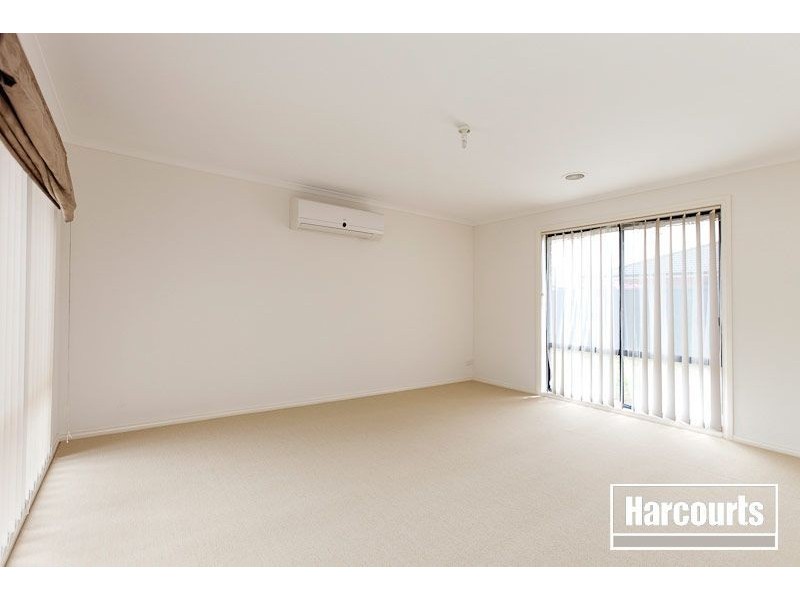 15 River Red Grove, Pakenham VIC 3810
