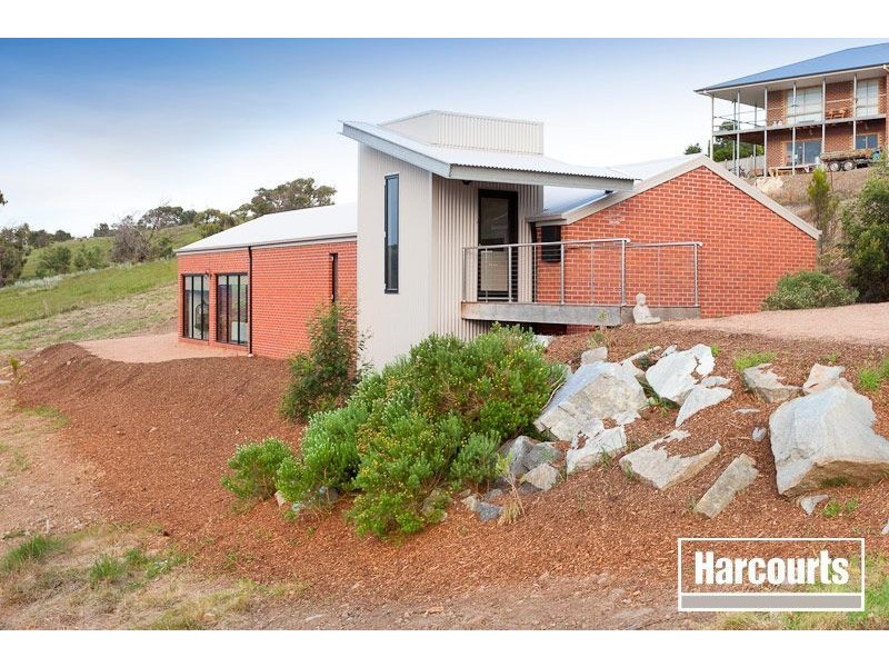 45 Highland Drive, Pakenham VIC 3810