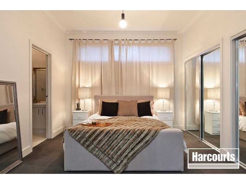 45 Highland Drive, Pakenham VIC 3810