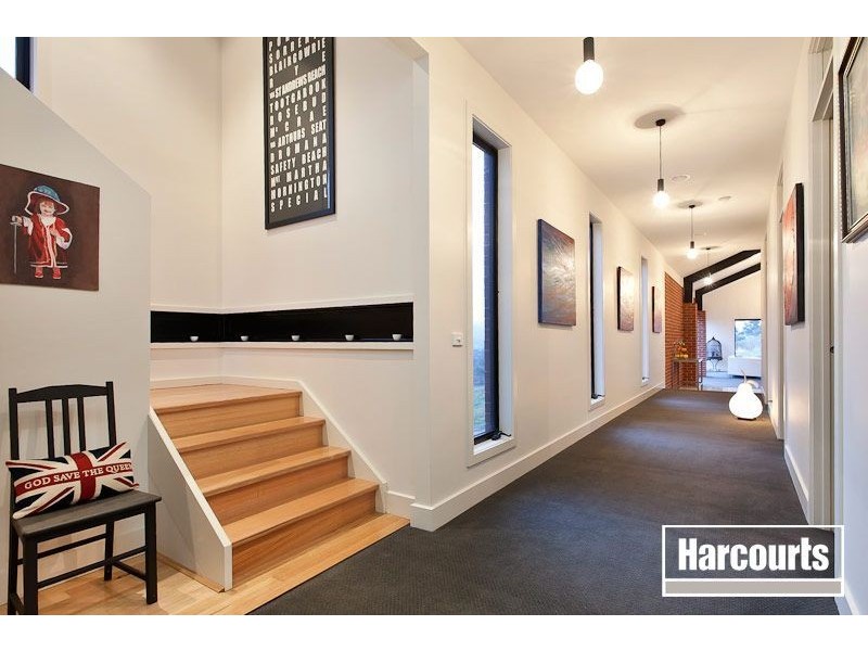 45 Highland Drive, Pakenham VIC 3810