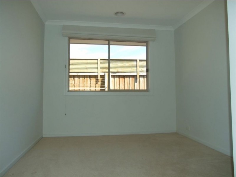 3 Cascade Way, Pakenham VIC 3810