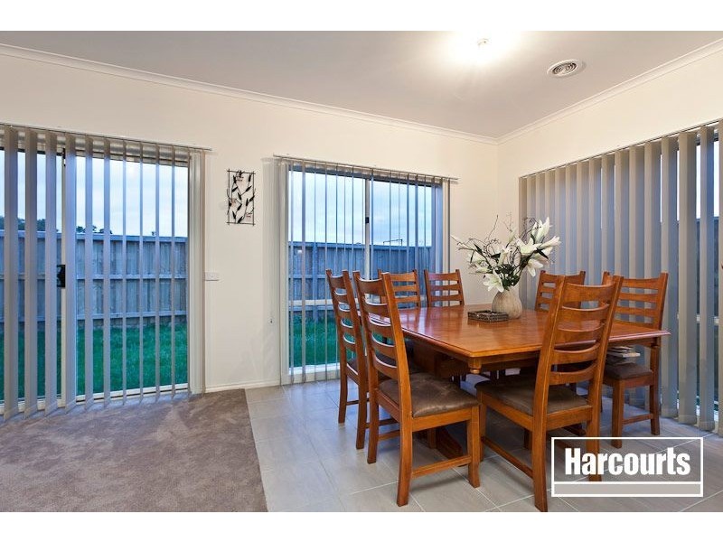 4 Georgetown Way, Officer VIC 3809