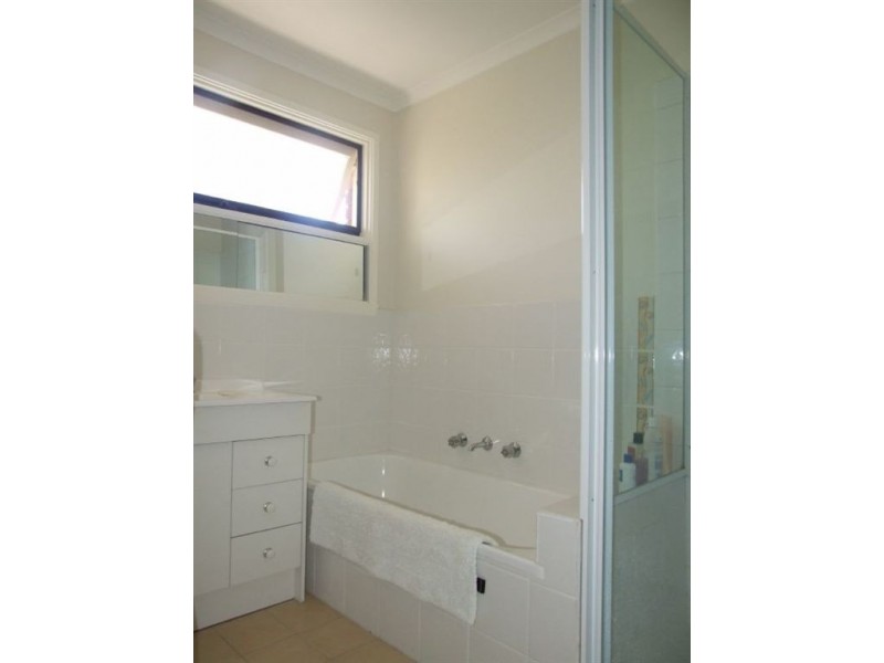 4/36-38 King Street, Pakenham VIC 3810