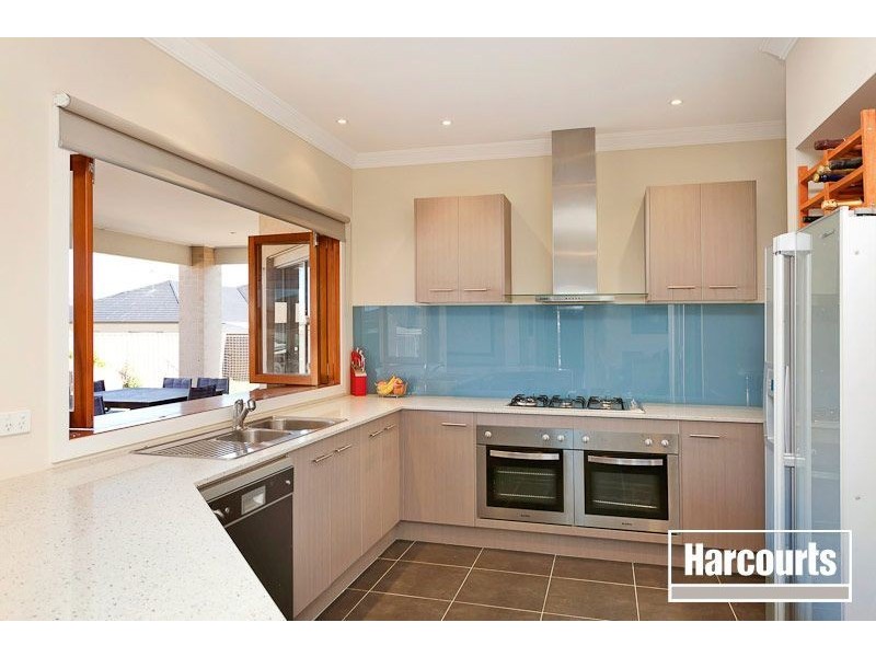 14 Booth Place, Pakenham VIC 3810