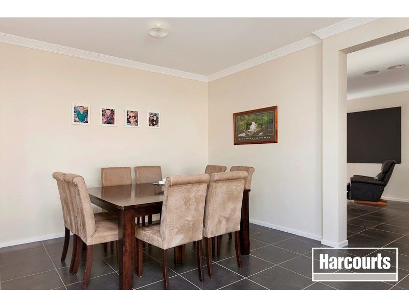 14 Booth Place, Pakenham VIC 3810