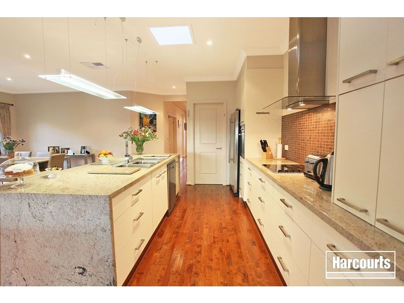 6 Casey Court, Pakenham VIC 3810