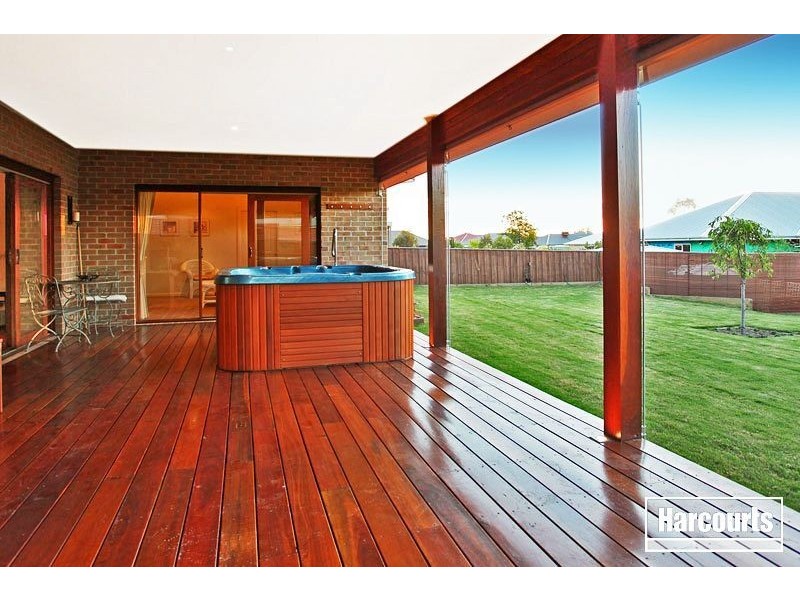 6 Casey Court, Pakenham VIC 3810