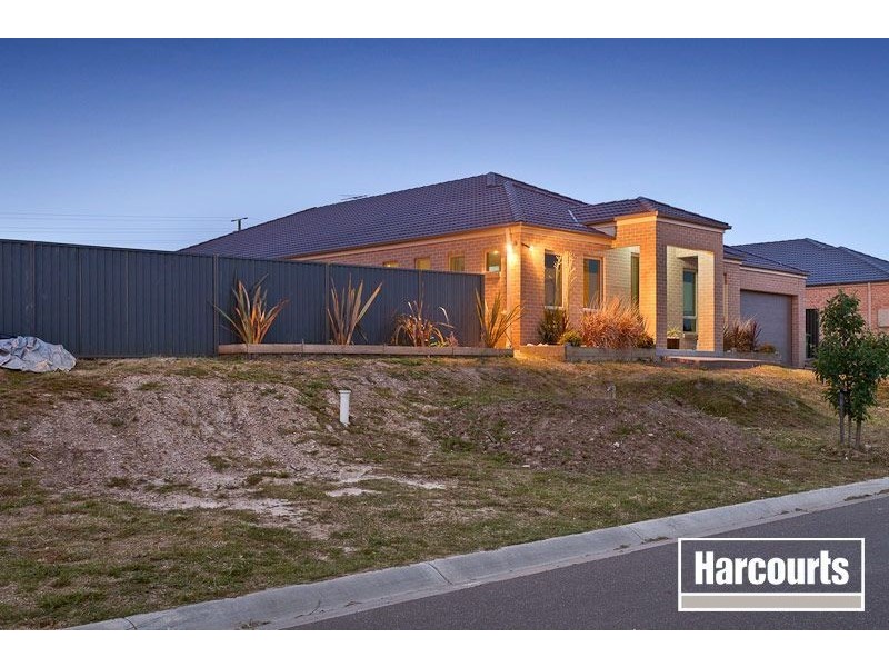 21 Downing Square, Pakenham VIC 3810