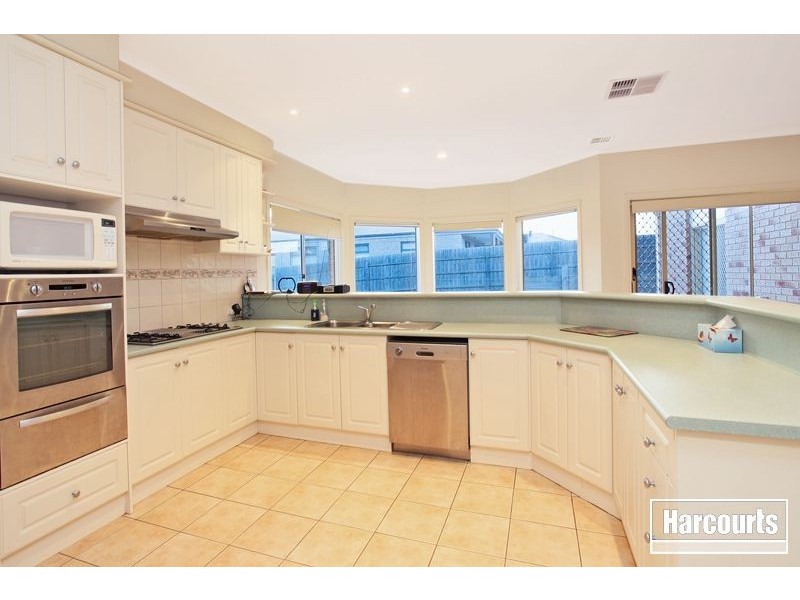 11 Eddie Barron Terrace, Pakenham VIC 3810