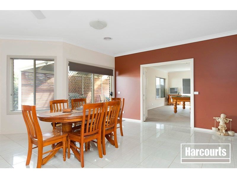 15 Banjo Paterson Drive, Pakenham VIC 3810