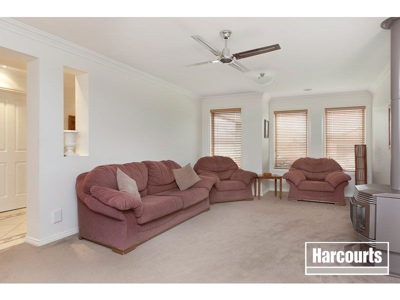 17 Storey Drive, Pakenham VIC 3810